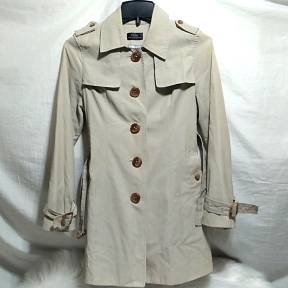 (D-6) SALE! IORI Lovely Long Coat Sz.M Extremely Light Mark On Shoulder